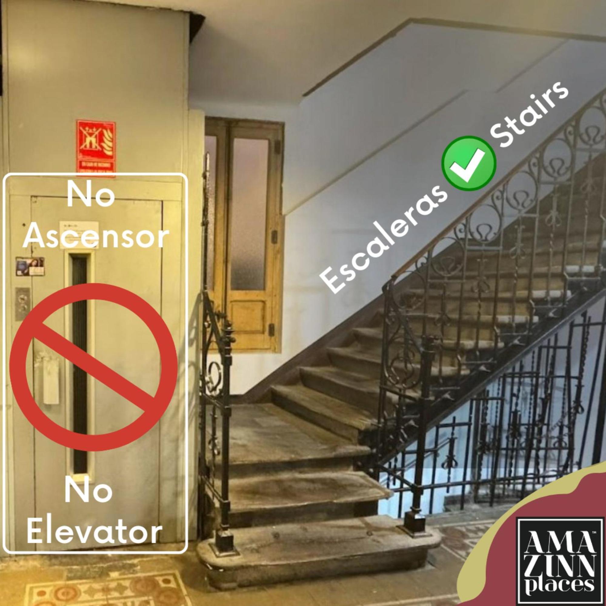 Ap Embajadores V Madrid Bagian luar foto